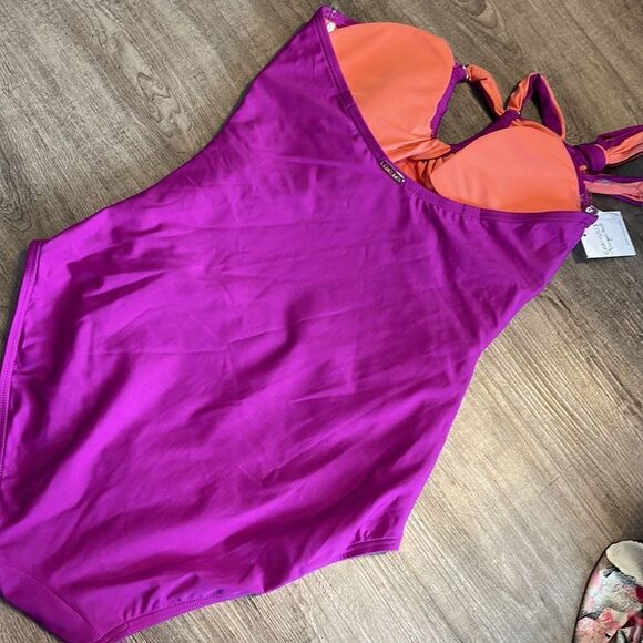 Calvin Klein DRAGON FRUIT Twist Convertible One-Piece Swimsuit - Picture 5 of 5